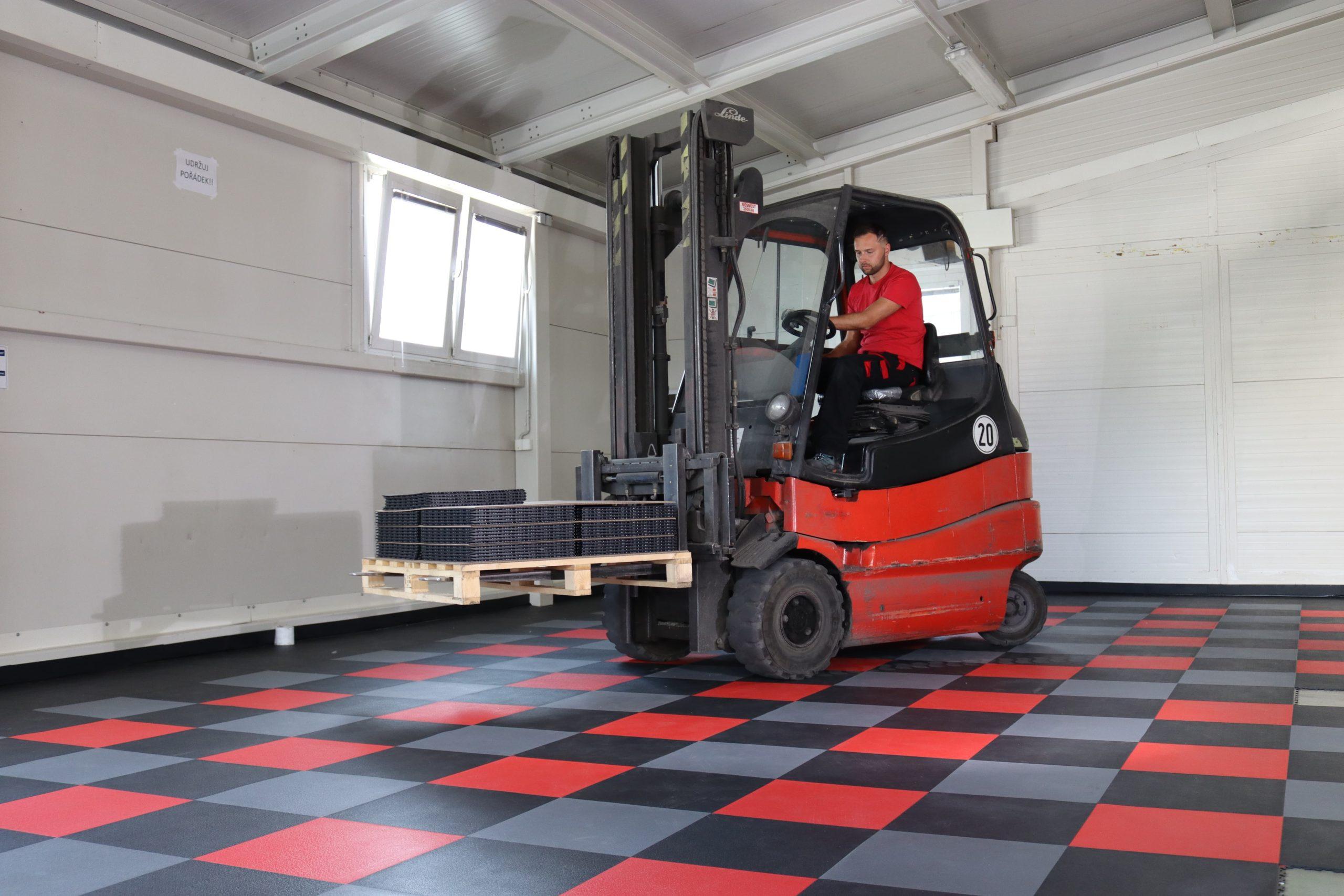 Best Flooring for Heavy Equipment Areas: Complete Industrial Flooring Guide