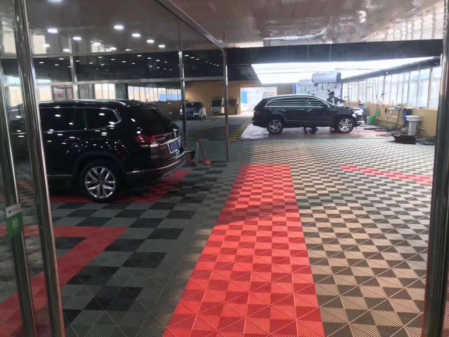 Auto Detailing Garage Flooring