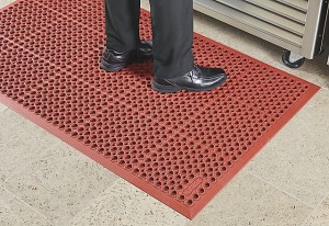 Anti-slip Rubber Mats with Holes