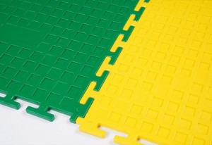 Interlocking Garage PVC Tiles | Heavy-Duty Flooring for Automotive Workshops & Service Centers
