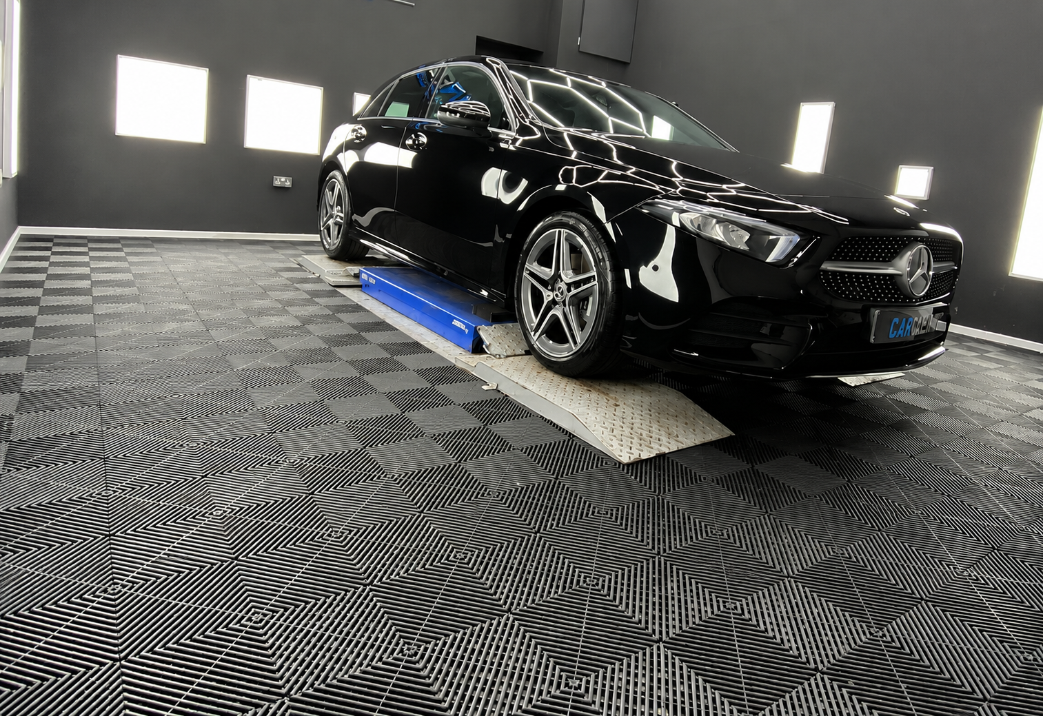 car care center floor
